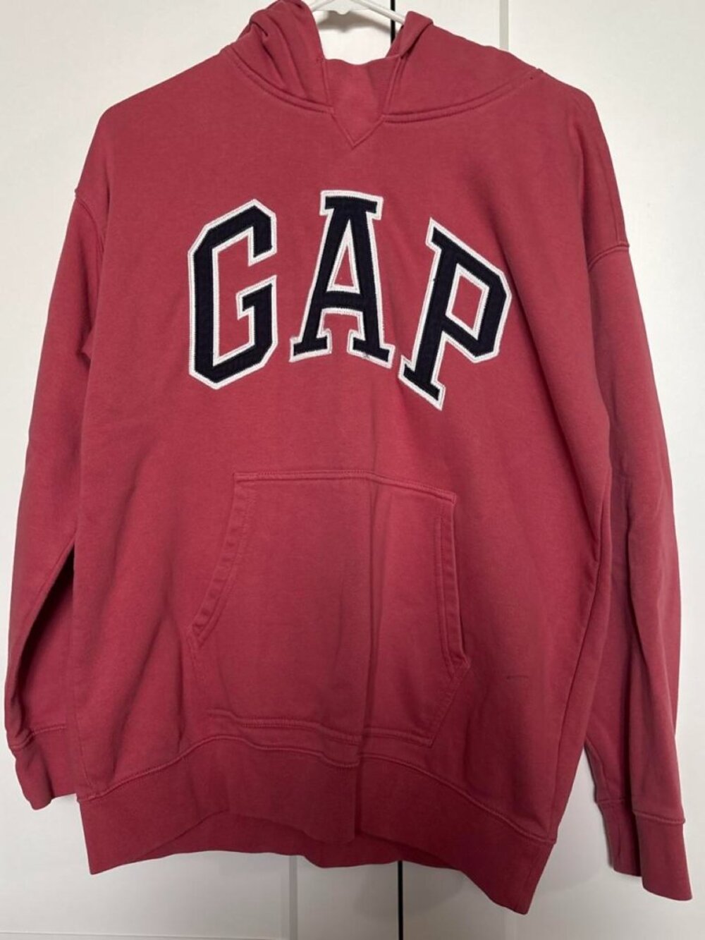 Gap Women's Red and Burgundy Hoodie
